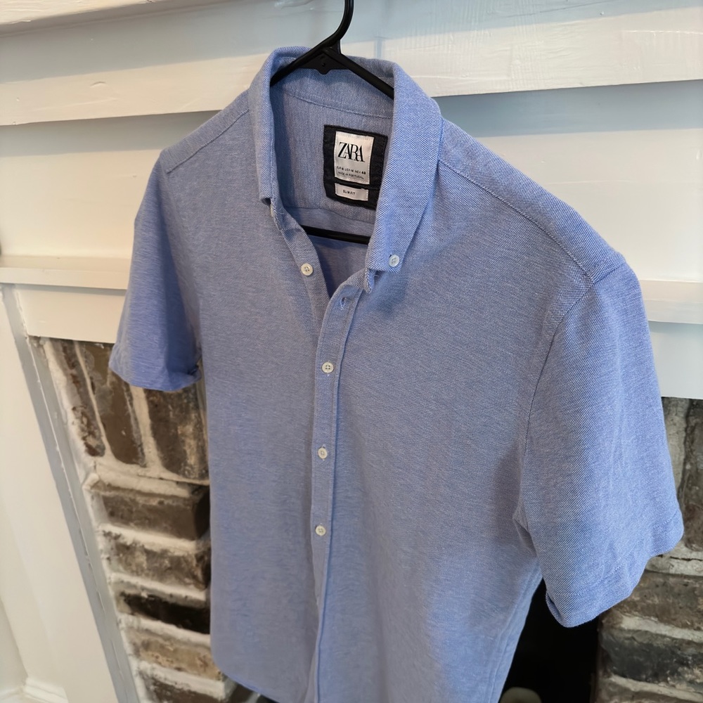 Zara medium slim button down shirt